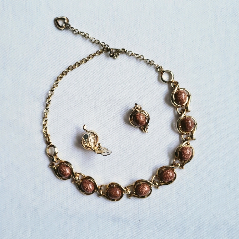 Matching chocker with clip on earrings
